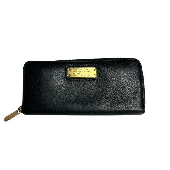 Marc Jacobs Black Leather Zippered Wallet - Picture 1 of 7